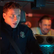 9-1-1 - galeria zdjęć - filmweb