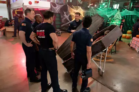 9-1-1 - galeria zdjęć - filmweb