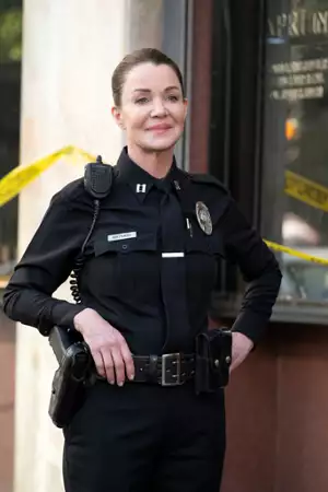 9-1-1 - galeria zdjęć - filmweb