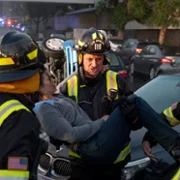 9-1-1 - galeria zdjęć - filmweb