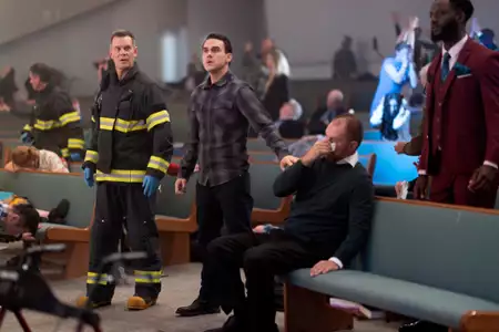9-1-1 - galeria zdjęć - filmweb