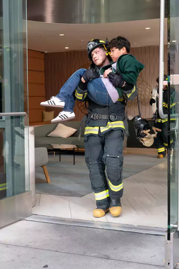 9-1-1 - galeria zdjęć - filmweb