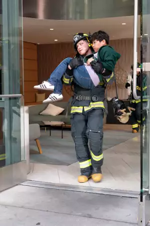 9-1-1 - galeria zdjęć - filmweb