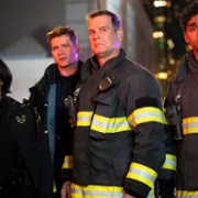 9-1-1 - galeria zdjęć - filmweb