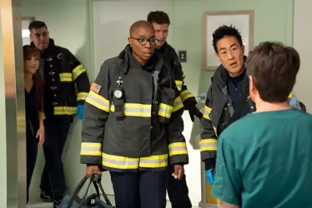 9-1-1 - galeria zdjęć - filmweb