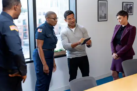 9-1-1 - galeria zdjęć - filmweb