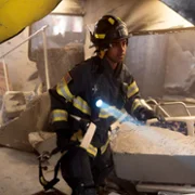 9-1-1 - galeria zdjęć - filmweb