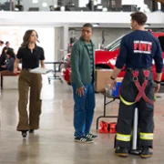 9-1-1 - galeria zdjęć - filmweb