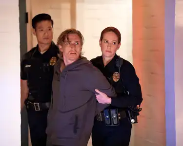 9-1-1 - galeria zdjęć - filmweb