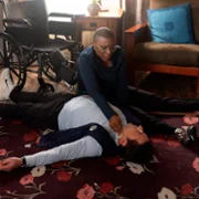 9-1-1 - galeria zdjęć - filmweb