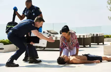 9-1-1 - galeria zdjęć - filmweb