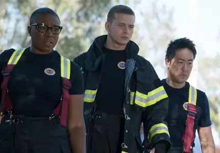 9-1-1 - galeria zdjęć - filmweb