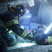 9-1-1 - galeria zdjęć - filmweb
