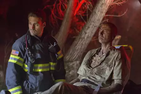 9-1-1 - galeria zdjęć - filmweb