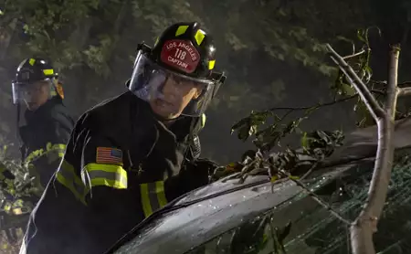 9-1-1 - galeria zdjęć - filmweb