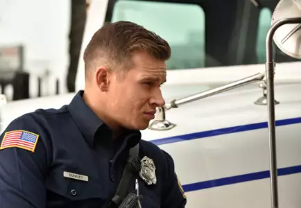9-1-1 - galeria zdjęć - filmweb