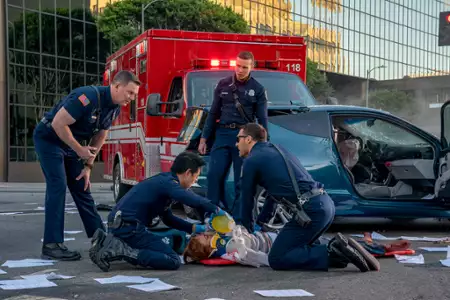 9-1-1 - galeria zdjęć - filmweb