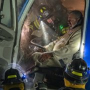 9-1-1 - galeria zdjęć - filmweb