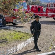 9-1-1 - galeria zdjęć - filmweb