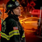 9-1-1 - galeria zdjęć - filmweb