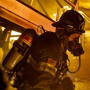 9-1-1 - galeria zdjęć - filmweb