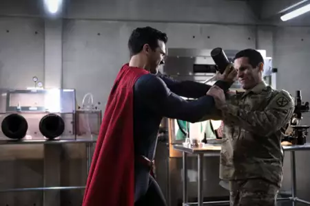 Superman i Lois - galeria zdjęć - filmweb
