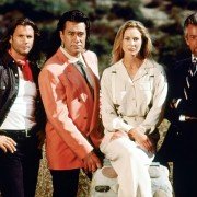 Renegade - galeria zdjęć - filmweb