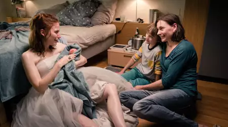 Osiem dni - galeria zdjęć - filmweb