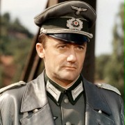 Robert Vaughn w Most na Renie