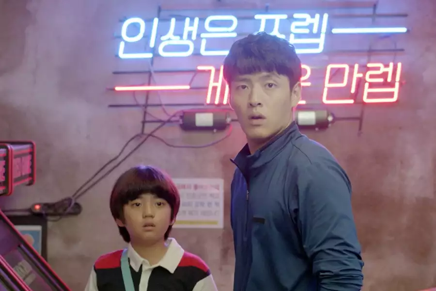 Dong-baek-ggoch Pil Mu-ryeob - galeria zdjęć - filmweb