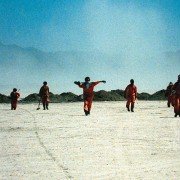 Holes - galeria zdjęć - filmweb