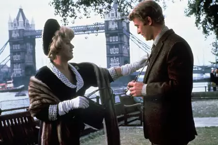 Alfie - galeria zdjęć - filmweb