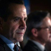 BrainDead - galeria zdjęć - filmweb