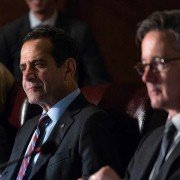 BrainDead - galeria zdjęć - filmweb