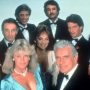Dynasty - galeria zdjęć - filmweb