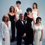 Dynastia - galeria zdjęć - filmweb