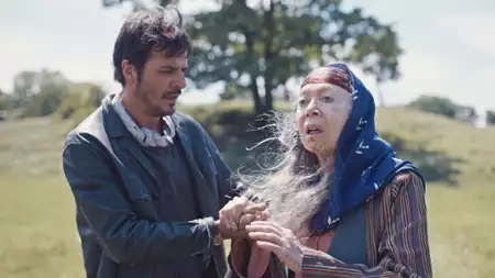 Atiye - galeria zdjęć - filmweb