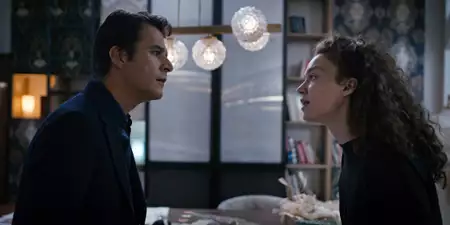 Atiye - galeria zdjęć - filmweb