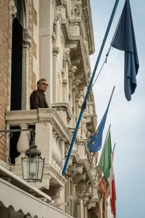 Eugene Levy: Nieochoczy podróżnik - galeria zdjęć - filmweb