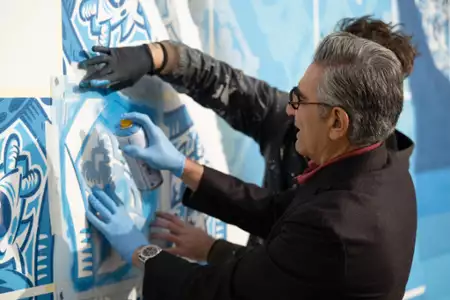 Eugene Levy: Nieochoczy podróżnik - galeria zdjęć - filmweb