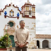 The Reluctant Traveler with Eugene Levy - galeria zdjęć - filmweb