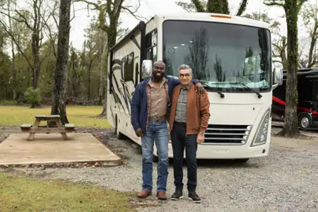 Eugene Levy: Nieochoczy podróżnik - galeria zdjęć - filmweb