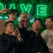 The Reluctant Traveler with Eugene Levy - galeria zdjęć - filmweb