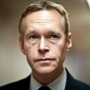Steven Mackintosh w Inside Men