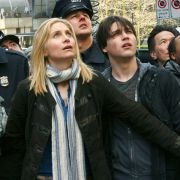 V: Goście - galeria zdjęć - filmweb
