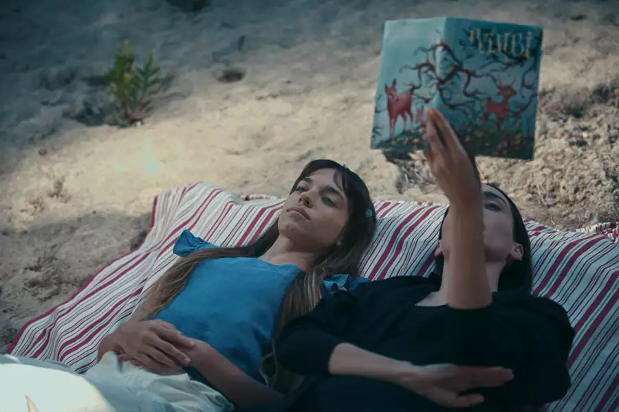 Przed kim uciekamy, Mamo? - galeria zdjęć - filmweb