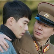 Crash Landing on You - galeria zdjęć - filmweb