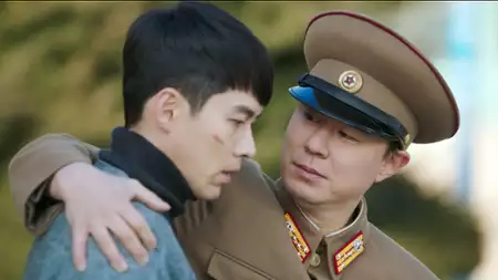 Crash Landing on You - galeria zdjęć - filmweb