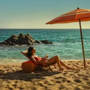 Ludzie, kt&oacute;rych spotykamy na wakacjach - galeria zdjęć - filmweb