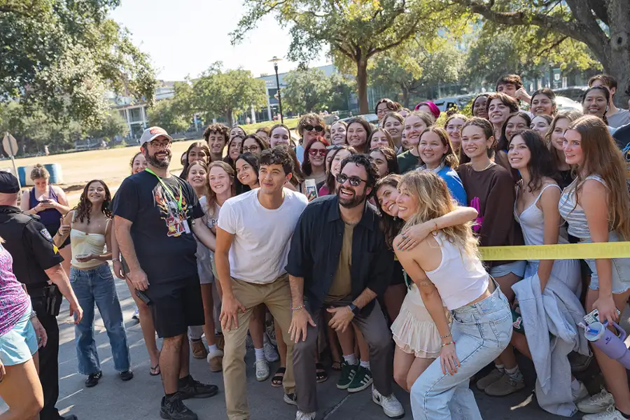 Ludzie, kt&oacute;rych spotykamy na wakacjach - galeria zdjęć - filmweb